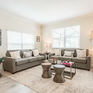 Modern With Private Pool Villa Davenport